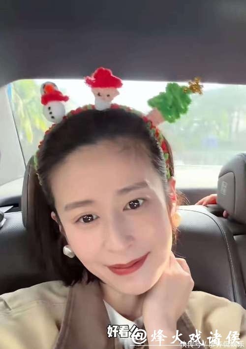 紫发外婆打高尔夫！颖儿海口祖孙三代同游太圈粉